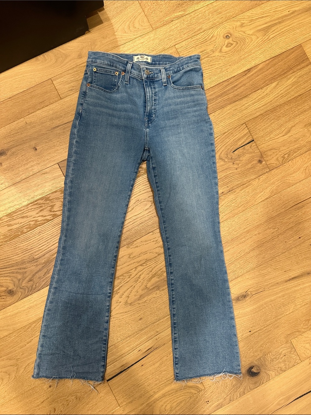 Madewell Mid-Rise Kick Out Crop 28T